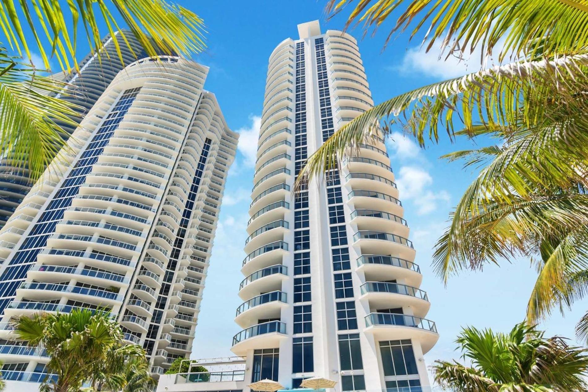 Above It All - A Luxurious Penthouse With High Ceilings Sunny Isles Beach Exterior foto